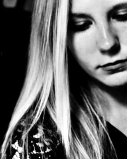 alexandra-carlyle