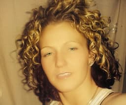 carla-goldie