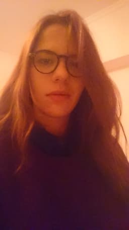 vanessa-adams