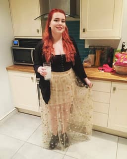 chloeivyrose