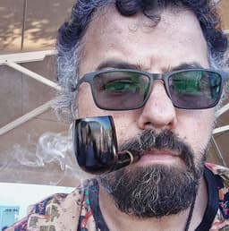 azad-akkash