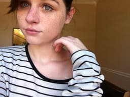 sara-poe
