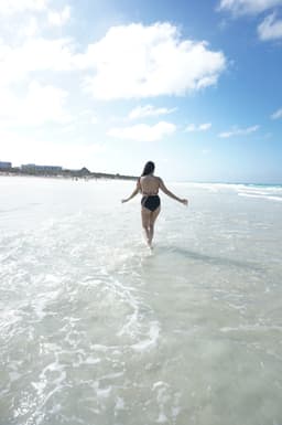 iphigeniabythesea