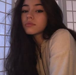 felicity_skies