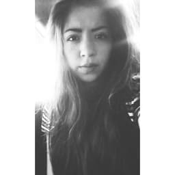 andrea-nicole