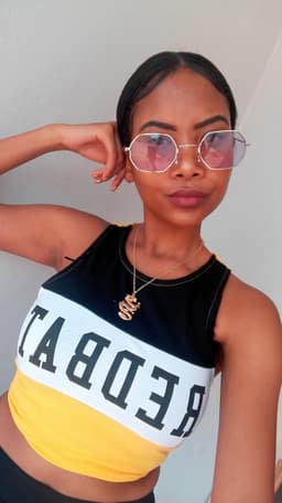 angela_k
