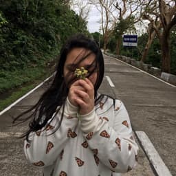 twoghosts