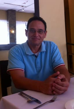 mark-villa