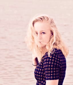 chloe-christian