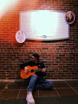 Charles_99