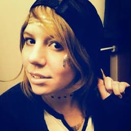 ashley-garreau