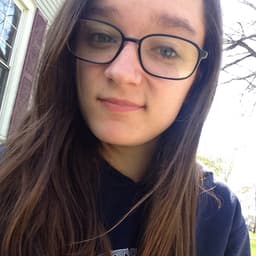 kyrsten-leake