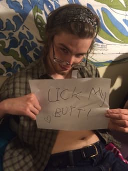 kneedleknees